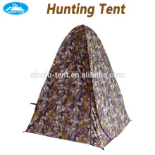 barraca de acampamento ao ar livre da caça da camuflagem